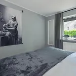 Prázdninový dům 3 Bedroom Awesome In *
