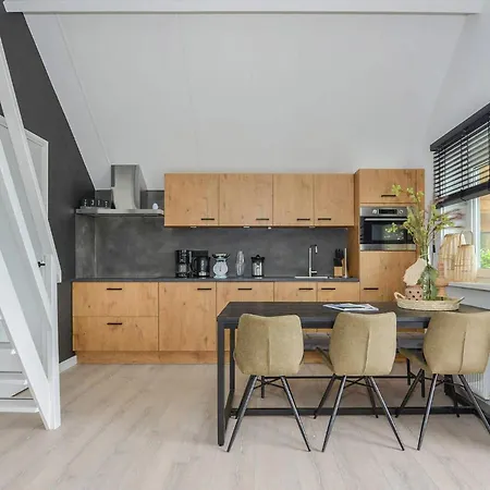 3 Bedroom Awesome In 別荘 Kerkdriel