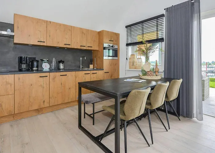 3 Bedroom Awesome In Kerkdriel