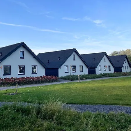 3 Bedroom Awesome In Holiday home Kerkdriel