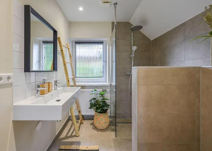 3 Bedroom Awesome In Дом отдыха