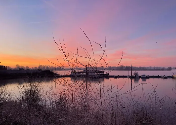 3 Bedroom Awesome In Дом отдыха Kerkdriel